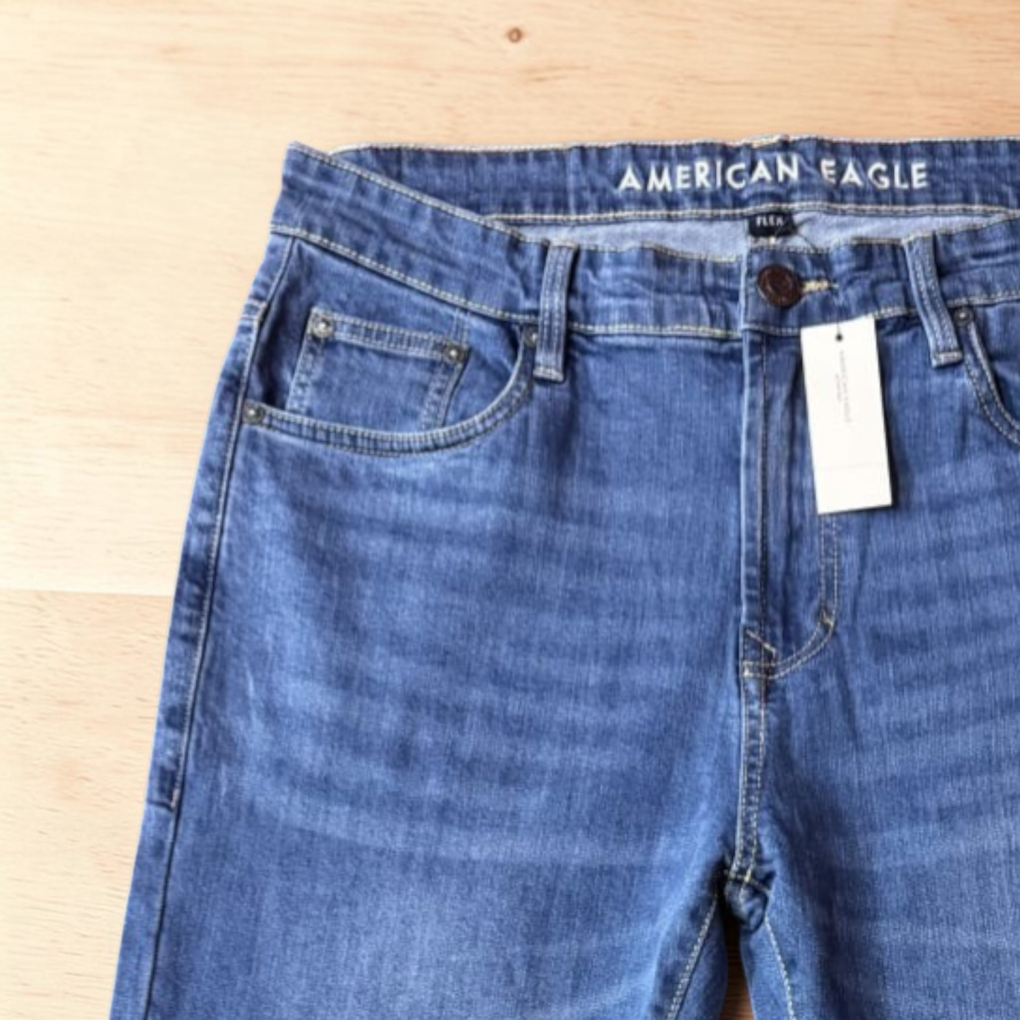 American Eagle Men’s Jeans – Classic Blue Wash